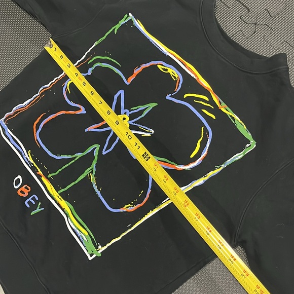 Obey sweater pullover sweatshirt women’s small over sized black crayon flower - Picture 6 of 9